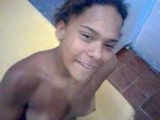 Mulatinha bem faveladinha na putaria caseira