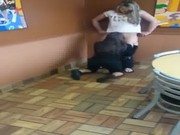 Xxx das lindas e taradas lésbicas se pegando no mc donalds