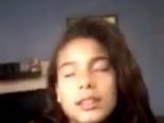 Vídeo de novinha vaza no zap após filmar putaria